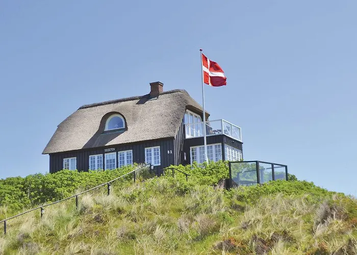 Nice Home In Vejers Strand With Wifi